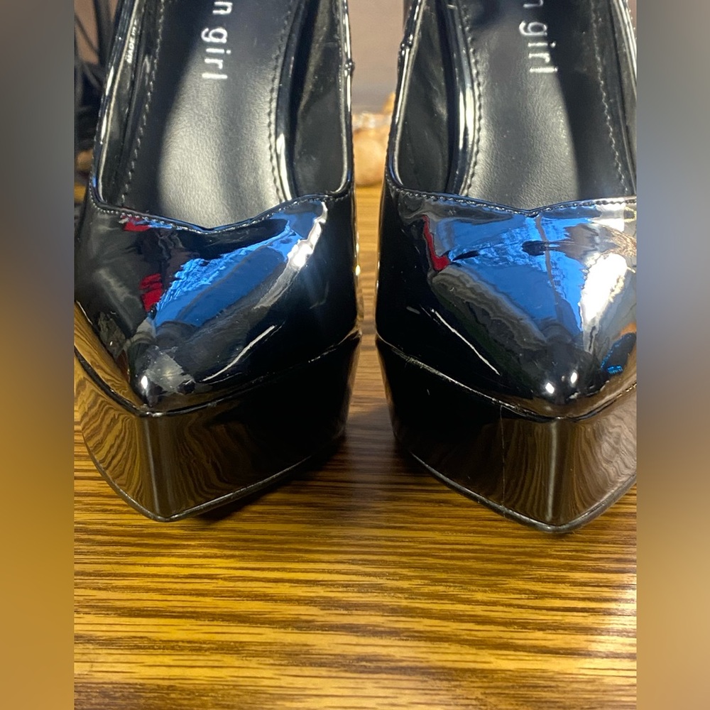 Madden Girl Shiny Black Stiletto Lidia Heels - Picture 3 of 7